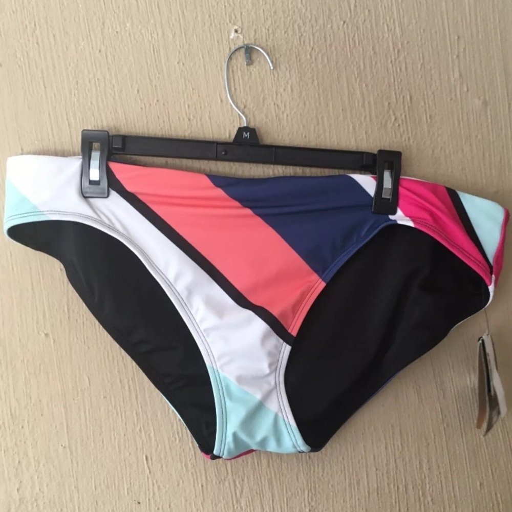 Avia Swim Bikini Bottoms Woman's Size Medium Black Reversible NWT Color block